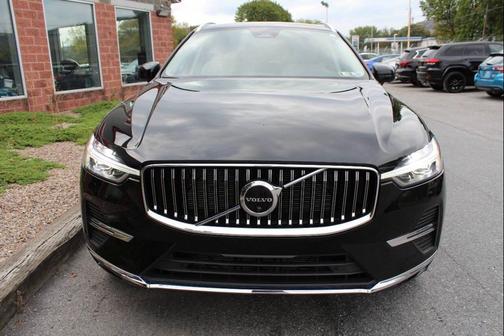 2023 Volvo XC60 B5 Plus Bright Theme 4dr SUV