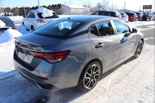 2025 Nissan Sentra SR