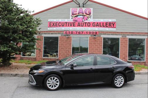 Black 2024 Toyota Camry LE