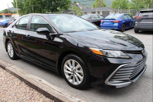 Black 2024 Toyota Camry LE
