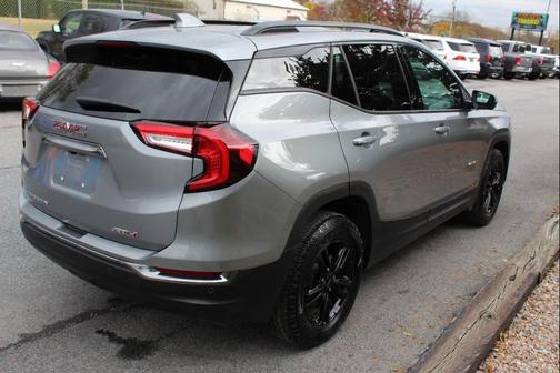 2024 GMC Terrain AWD AT4