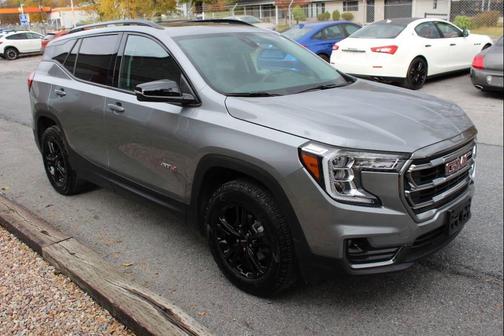 2024 GMC Terrain AWD AT4