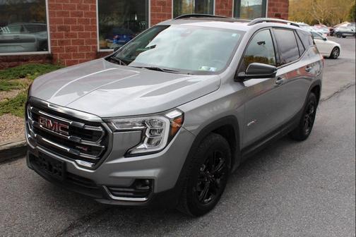2024 GMC Terrain AWD AT4