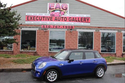 Blue 2019 MINI Hardtop Cooper