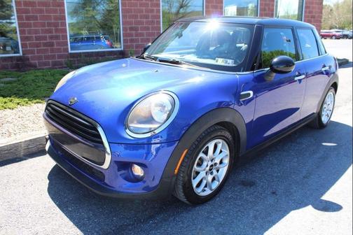 Blue 2019 MINI Hardtop Cooper