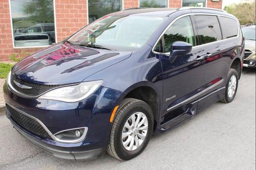 Blue 2019 Chrysler Pacifica Touring L