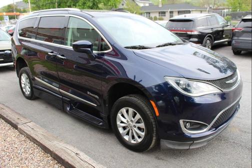 Blue 2019 Chrysler Pacifica Touring L