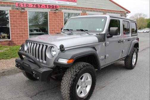 Silver 2019 Jeep Wrangler Unlimited Sport