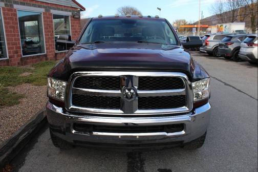 2017 RAM 2500 Tradesman 4x4 4dr Crew Cab 6.3 ft. SB Pickup