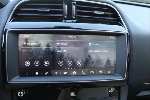 2019 Jaguar F-PACE 25t Premium AWD 4dr SUV