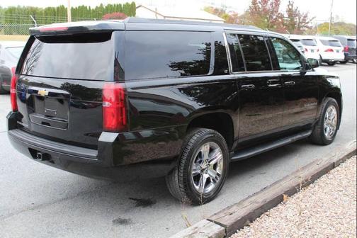 2017 Chevrolet Suburban LT