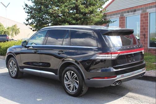 Black 2023 Lincoln Aviator Livery AWD 4dr SUV