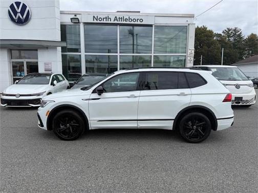 2023 Volkswagen Tiguan 2.0T SE R-Line Black
