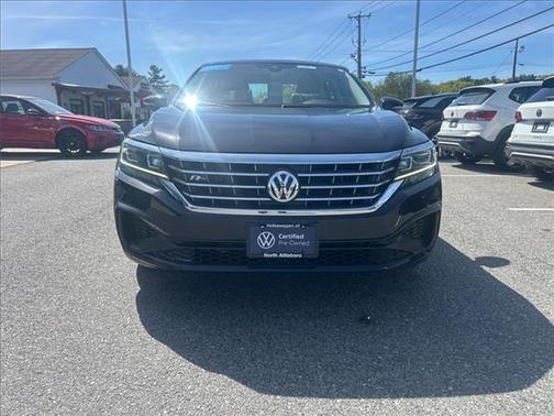 Deep Black Pearl Effect 2020 Volkswagen Passat 2.0T R-Line