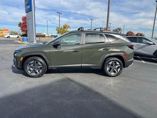 2026 Hyundai TUCSON SEL Premium