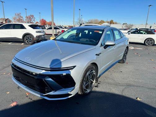 2026 Hyundai SONATA SEL