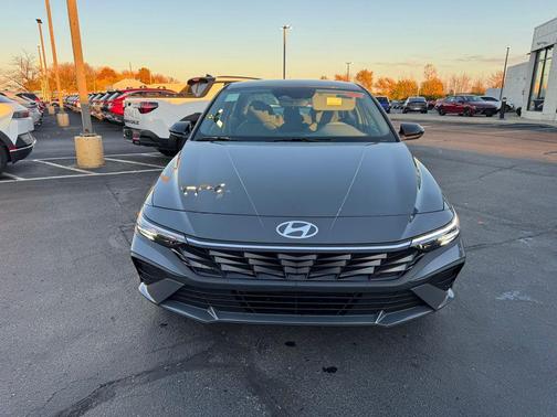 2026 Hyundai ELANTRA Sport