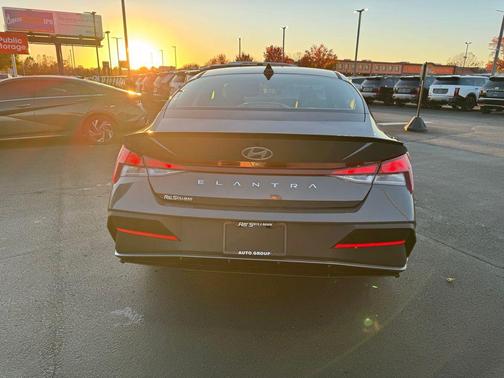 2026 Hyundai ELANTRA Sport