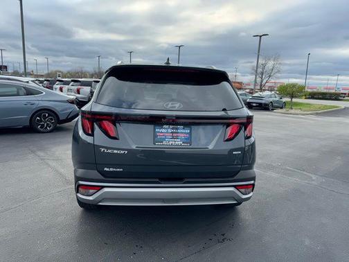 2025 Hyundai TUCSON SEL