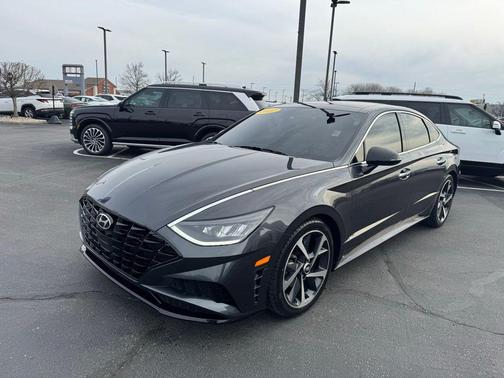 2022 Hyundai SONATA SEL Plus