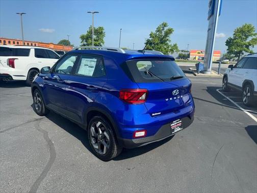 2025 Hyundai VENUE SEL