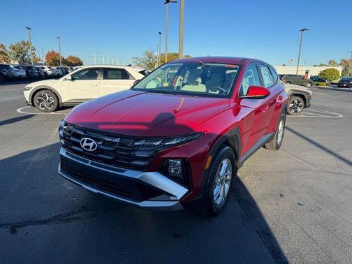 2026 Hyundai TUCSON SE