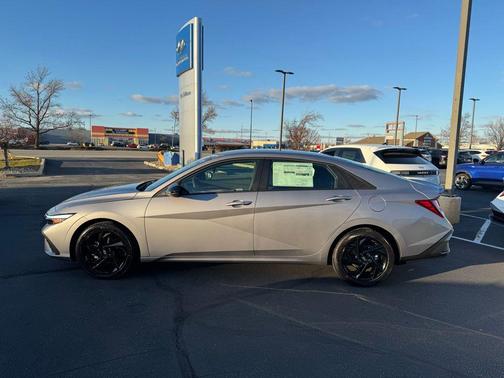 2026 Hyundai ELANTRA Sport