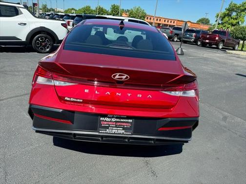 2025 Hyundai ELANTRA SEL