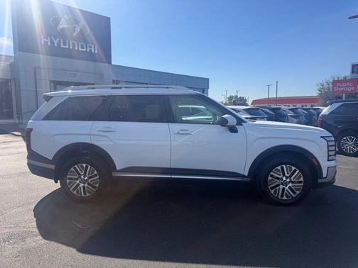 Creamy White Pearl 2027 Hyundai Palisade Hybrid SEL 7P