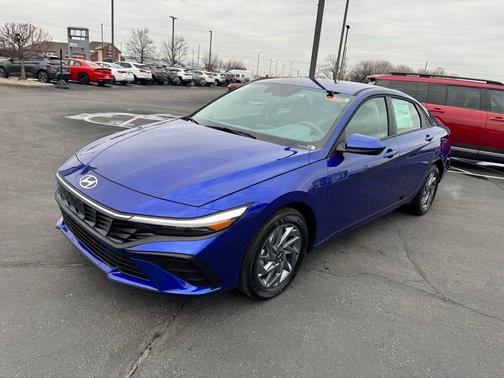 Intense Blue 2026 Hyundai ELANTRA HEV Blue