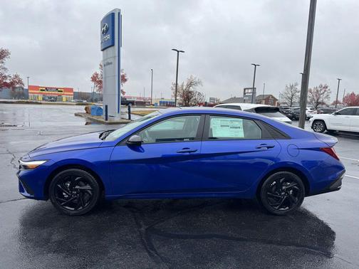 2026 Hyundai ELANTRA Sport