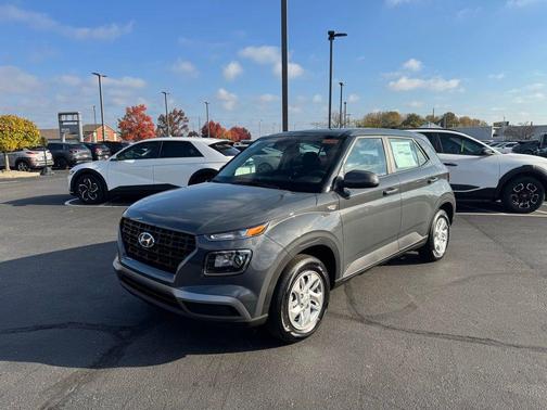 2026 Hyundai VENUE SE