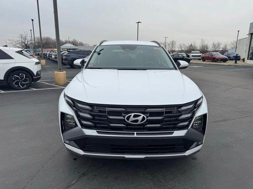 2026 Hyundai TUCSON Hybrid SEL