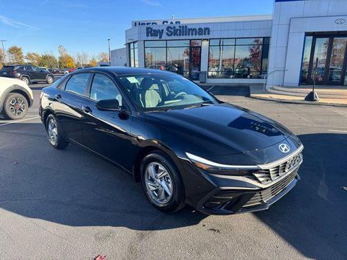 2026 Hyundai ELANTRA SE