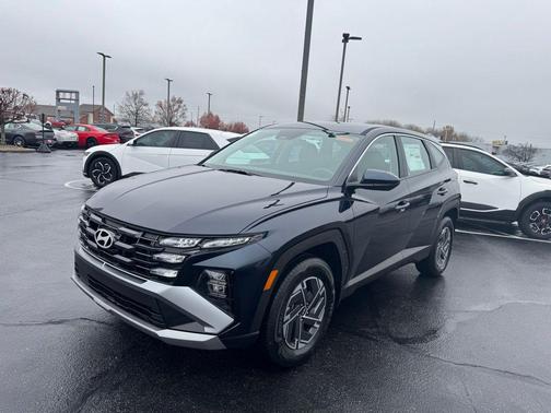 2026 Hyundai TUCSON Hybrid Blue SE