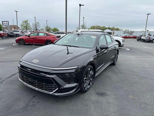 Abyss Black 2026 Hyundai SONATA N Line