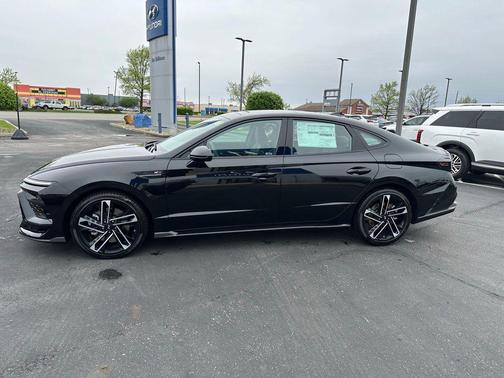 Abyss Black 2026 Hyundai SONATA N Line