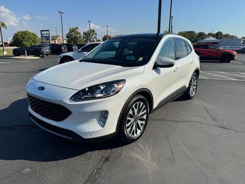 2020 Ford Escape Titanium