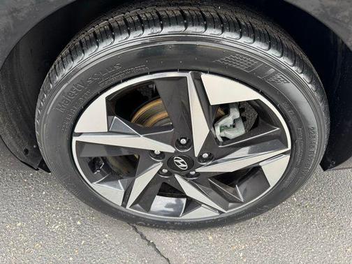 2023 Hyundai ELANTRA HEV Limited