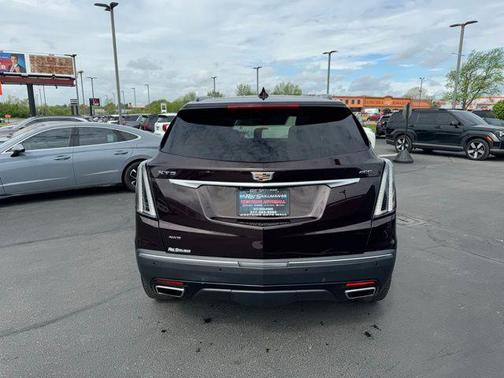 2020 Cadillac XT5 Sport