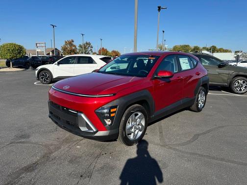 2026 Hyundai KONA SE