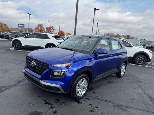 2026 Hyundai VENUE SE