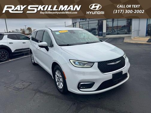 2023 Chrysler Pacifica Touring L