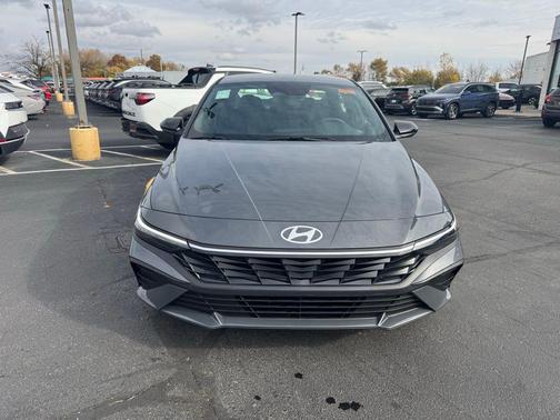 2026 Hyundai ELANTRA Sport