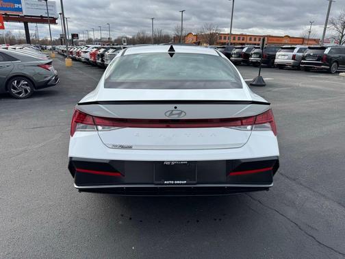 2026 Hyundai ELANTRA Sport