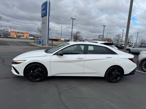 2026 Hyundai ELANTRA Sport