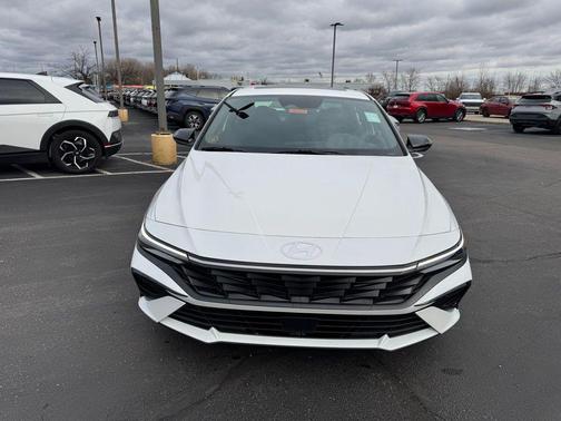 2026 Hyundai ELANTRA Sport