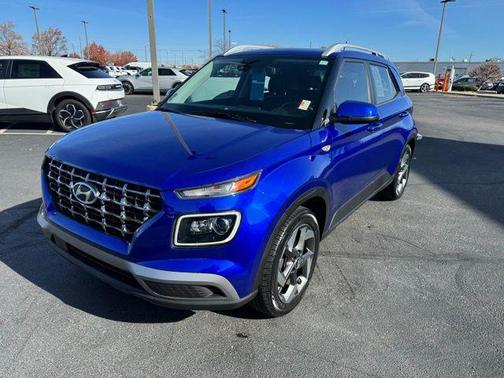 2023 Hyundai VENUE Limited