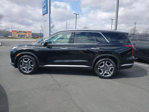2025 Hyundai PALISADE SEL Premium