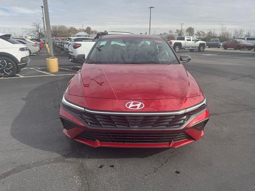 2026 Hyundai ELANTRA Sport